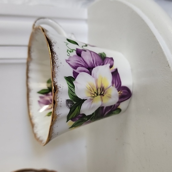 Vintage Royal Standard England Fine Bone China Teacup & Saucer - Picture 3 of 7